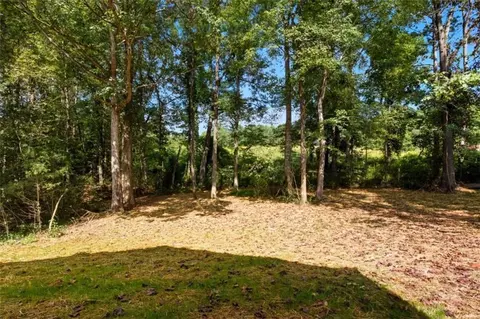 Exterior - 54 Tabitha Page Ln, Toccoa, GA 30577 photo 5 of 7