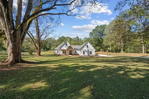1744 Georgia 100, Tallapoosa, GA 30176