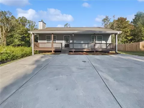 6105 Crystal Cove Trl, Gainesville, GA 30506