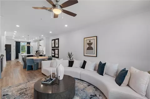 1005 Crown Oak St #44, Johns Creek, GA 30022
