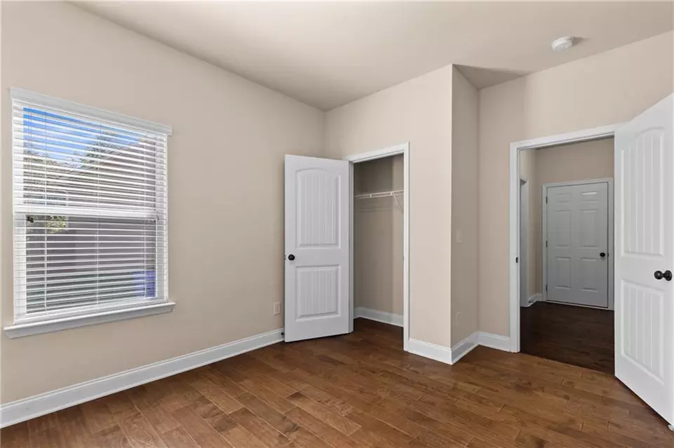 Bedroom - 2299 Misty Ivy Ct, Buford, GA 30519 photo 4 of 8