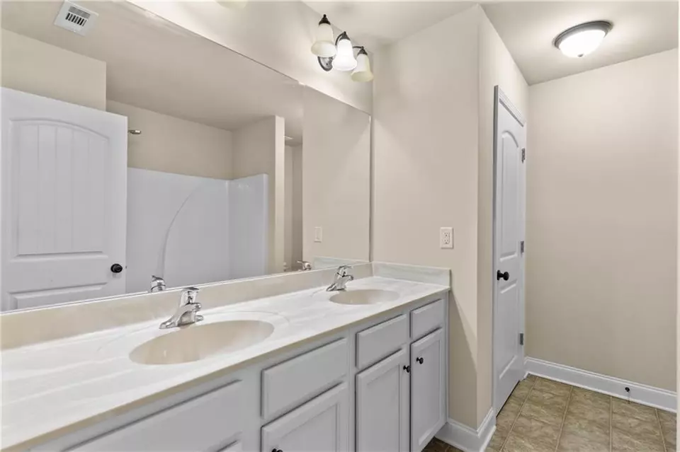 Entry Way - 2299 Misty Ivy Ct, Buford, GA 30519 photo 1 of 1