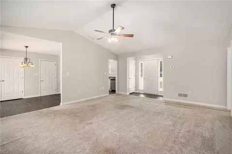 Living - 175 Thorpe Rd, Jackson, GA 30233 photo 6 of 7