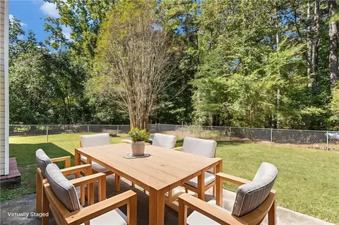 Exterior - 175 Thorpe Rd, Jackson, GA 30233 photo 6 of 10