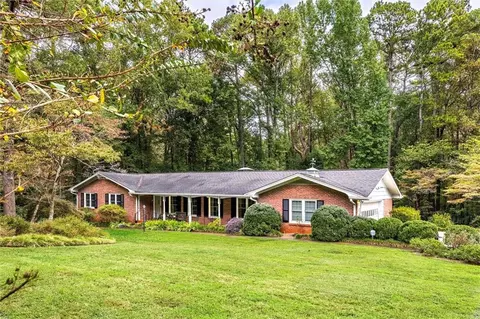 5184 Oxbow Rd, Smoke Rise, GA 30087