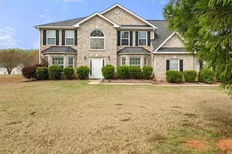 552 Trotters Ln, Mcdonough, GA 30252