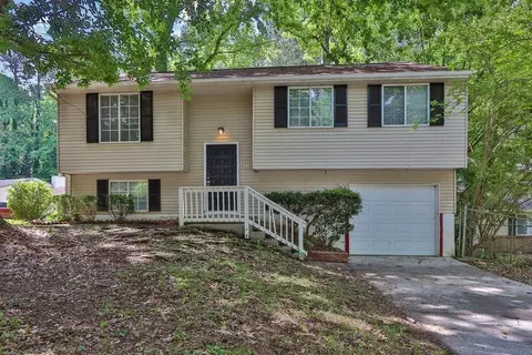 5295 Old Trail Cir, Stone Mountain, GA 30088
