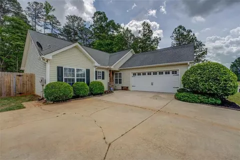 936 Lopez Ln, Monroe, GA 30655