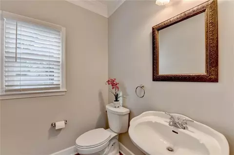 Bath - 10792 Glenleigh Dr, Duluth, GA 30097 photo 1 of 7