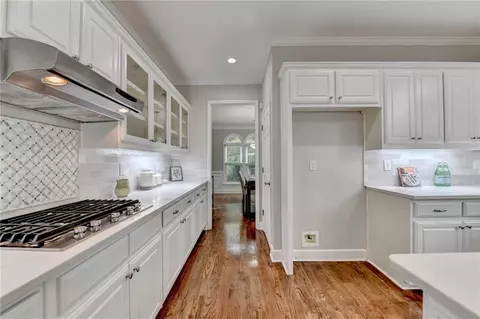 Kitchen - 10792 Glenleigh Dr, Duluth, GA 30097 photo 4 of 8