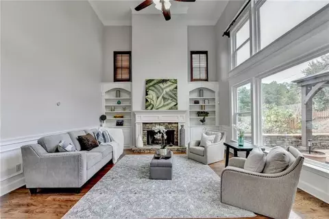 Living - 10792 Glenleigh Dr, Duluth, GA 30097 photo 2 of 6