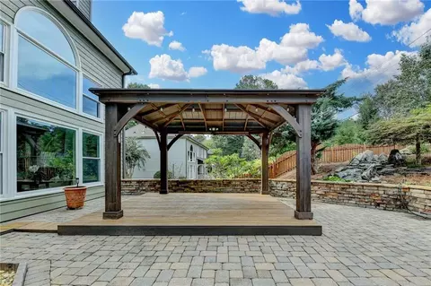 Exterior - 10792 Glenleigh Dr, Duluth, GA 30097 photo 6 of 14