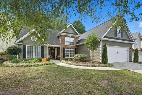 2651 Bald Cypress Dr, Braselton, GA 30517