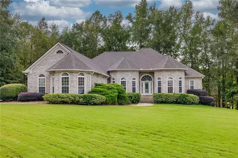 208 Pauline Pl, Stockbridge, GA 30281
