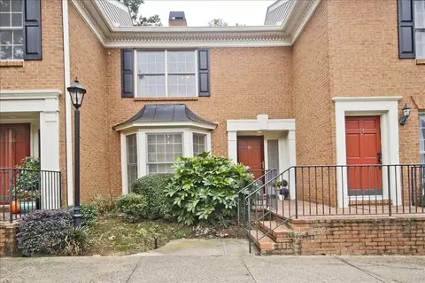 65 Mount Vernon Cir, Sandy Springs, GA 30338