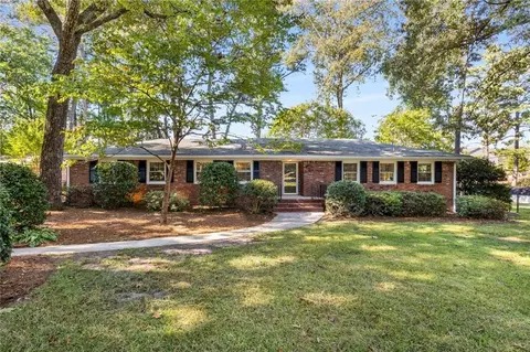 2040 Argyle Dr SE, Smyrna, GA 30080