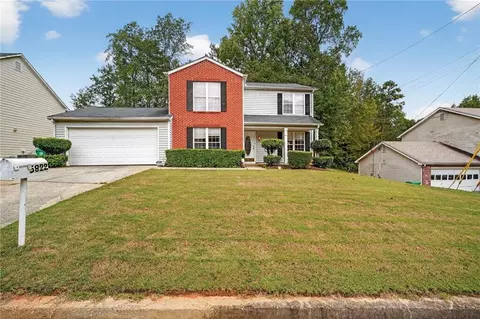 5822 Giles Rd, Lithonia, GA 30058