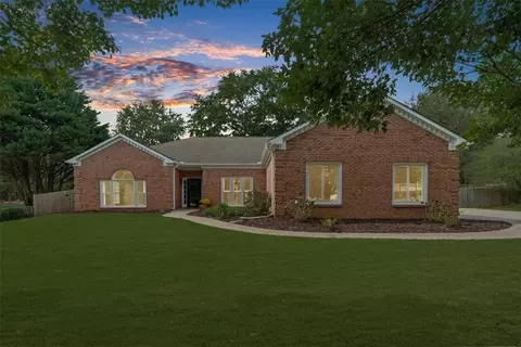 2635 Bordeaux Blvd, Cumming, GA 30041