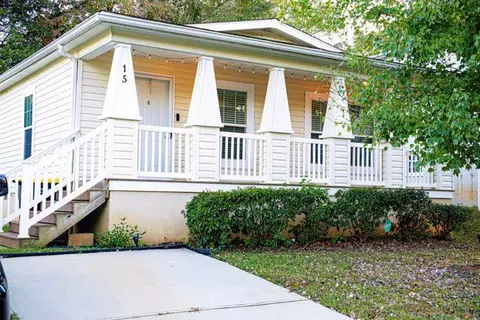 15 Meadowview St, Newnan, GA 30263