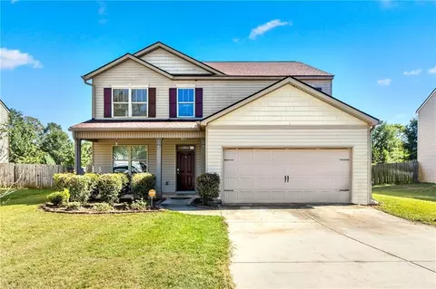 224 Flowing Meadows Dr, Kathleen, GA 31047