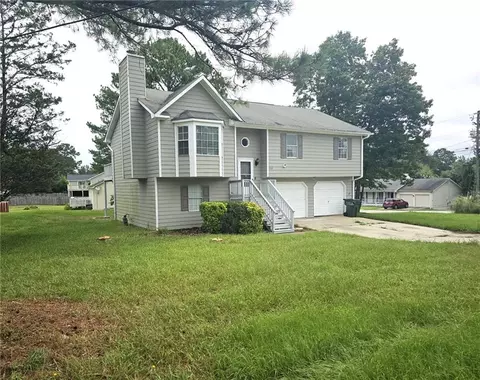 2868 Rocky Pointe Way, Snellville, GA 30078
