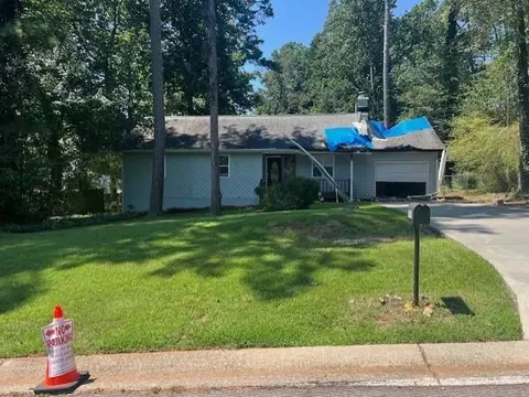 1436 Sage Brook Ct, Lawrenceville, GA 30043