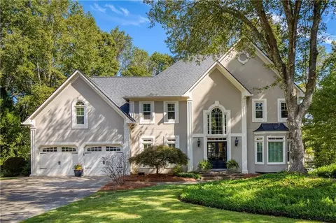 150 Flowing Spring Trl, Roswell, GA 30075