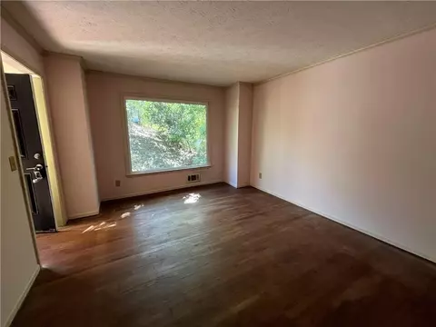 1469 Cheyenne Ct, Stone Mountain, GA 30087