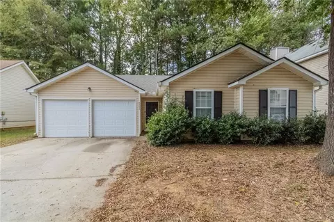 6593 Pole Creek Dr, Lithonia, GA 30058