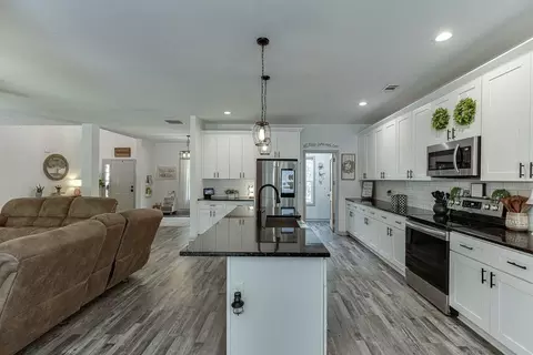 Kitchen - 1370 Michael Rd, Monroe, GA 30656 photo 3 of 6