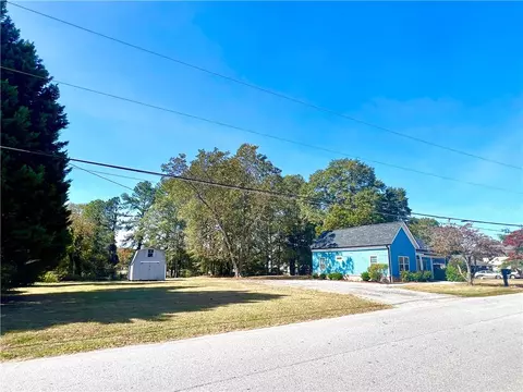 2199 Britt St, Grayson, GA 30017 photo 3
