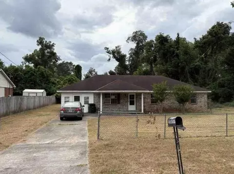 1105 Waters St, Waynesboro, GA 30830