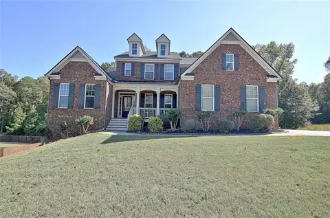 135 Mulberry Dr, Senoia, GA 30276