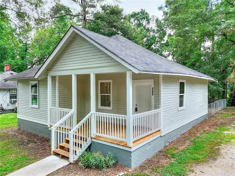 145 6th St, Monroe, GA 30655