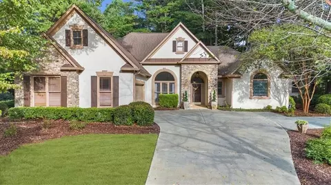 4020 Bridle Ridge Dr, Suwanee, GA 30024