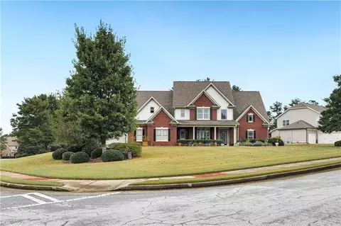 1901 Callee Ct, Loganville, GA 30052