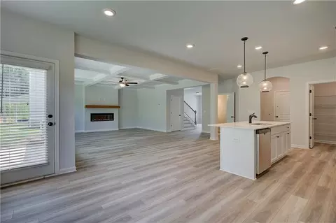 Living - 252 Tulip Dr, Covington, GA 30016 photo 4 of 9