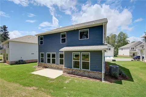 Exterior - 252 Tulip Dr, Covington, GA 30016 photo 5 of 6