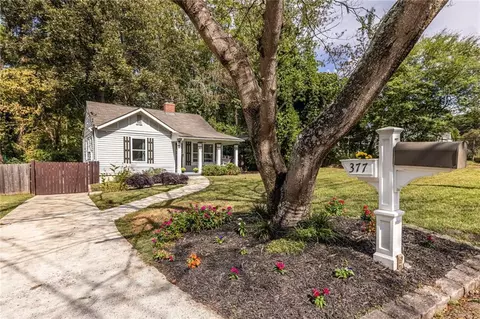 377 Eleanor St SE, Atlanta, GA 30317