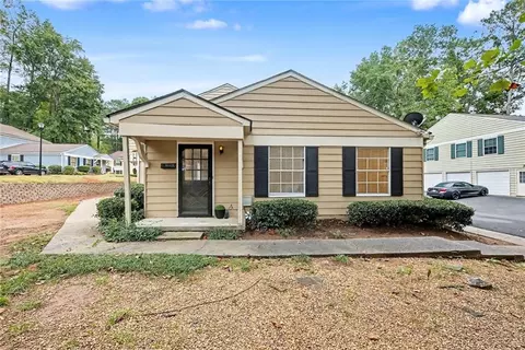 1300 Surrey Ln SW, Marietta, GA 30008