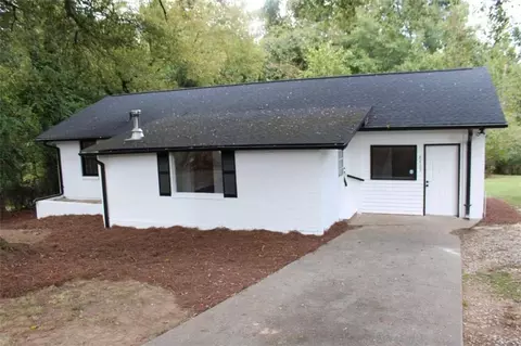 8469 Shiloh Ct, Jonesboro, GA 30238