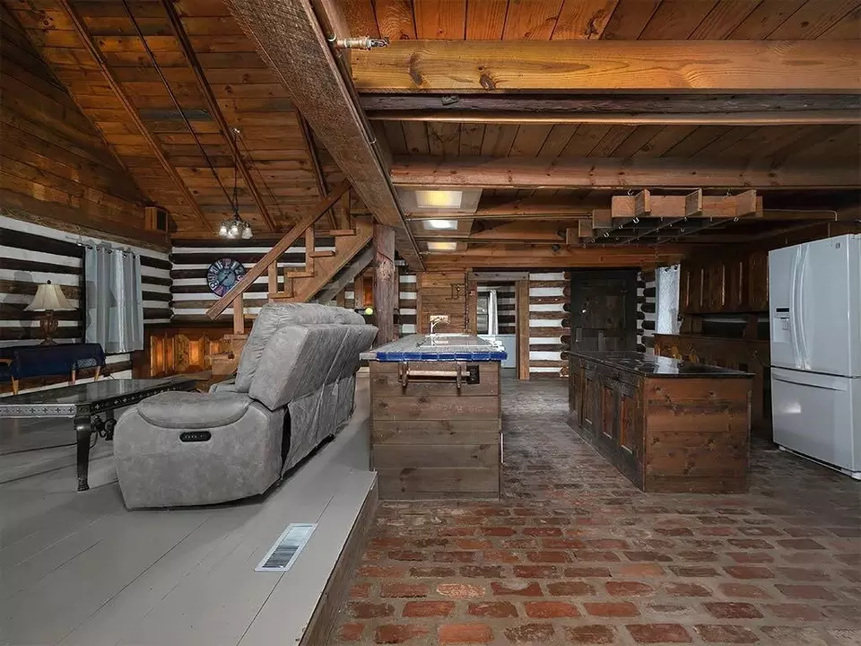 Entry Way - 3401 Clay Rd SW, Austell, GA 30106 photo 2 of 3