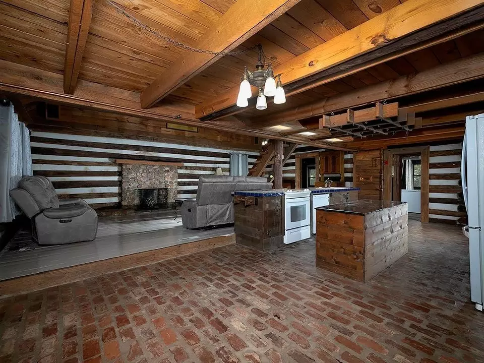 Kitchen - 3401 Clay Rd SW, Austell, GA 30106 photo 3 of 3