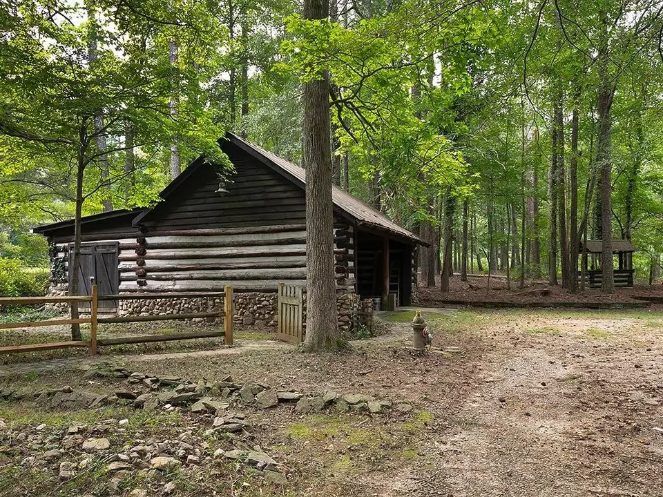 Exterior - 3401 Clay Rd SW, Austell, GA 30106 photo 6 of 8