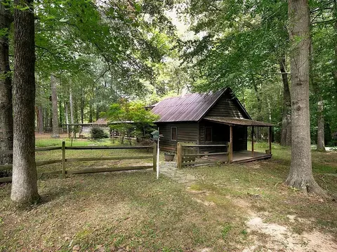 Exterior - 3401 Clay Rd SW, Austell, GA 30106 photo 1 of 8