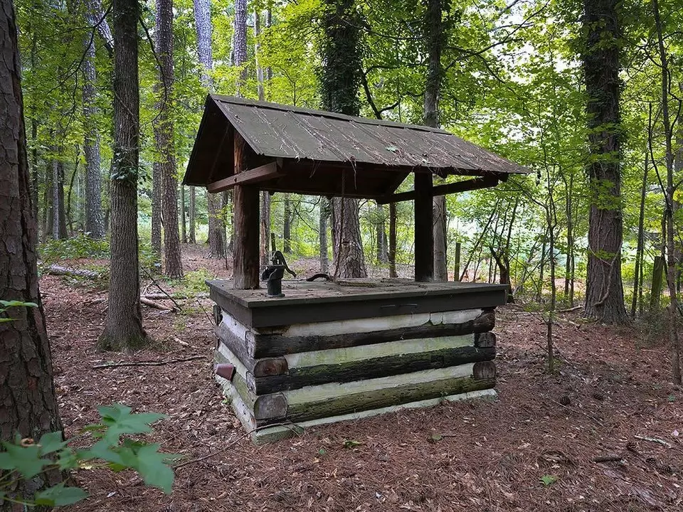 Exterior - 3401 Clay Rd SW, Austell, GA 30106 photo 5 of 8