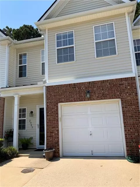 2945 Greyhawk Ln, Cumming, GA 30040