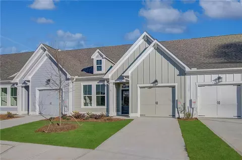 8 Harmony Cir, Cartersville, GA 30120