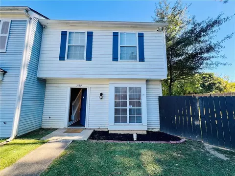 3159 Shadow Walk Ln, Tucker, GA 30084