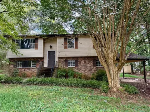 8562 Jarrard Ct, Jonesboro, GA 30236